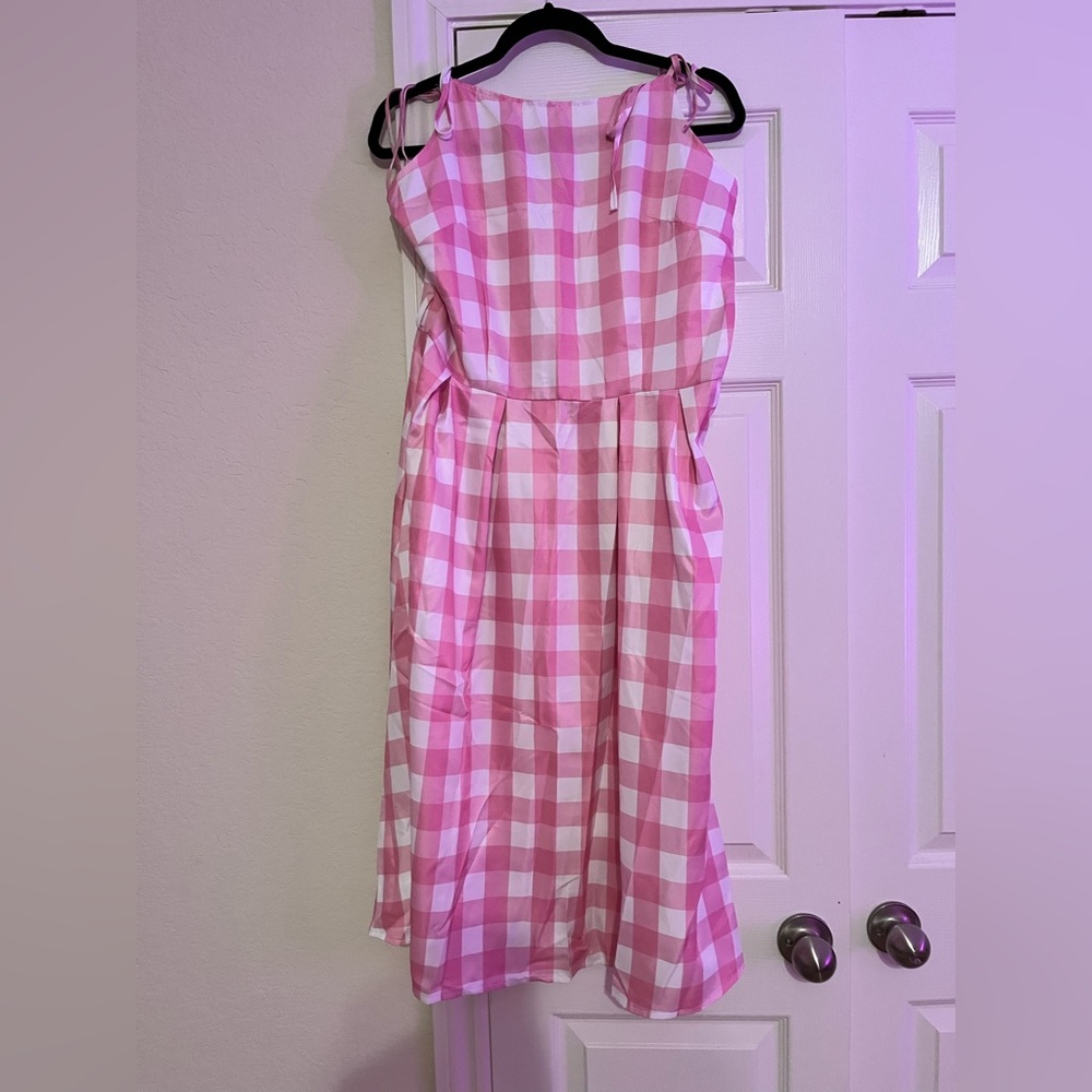 Barbie costume. Includes dress, belt, hair bow